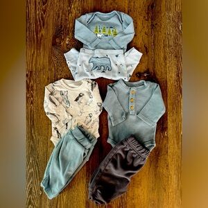 Carter’s Little Planet 3 month sets EUC